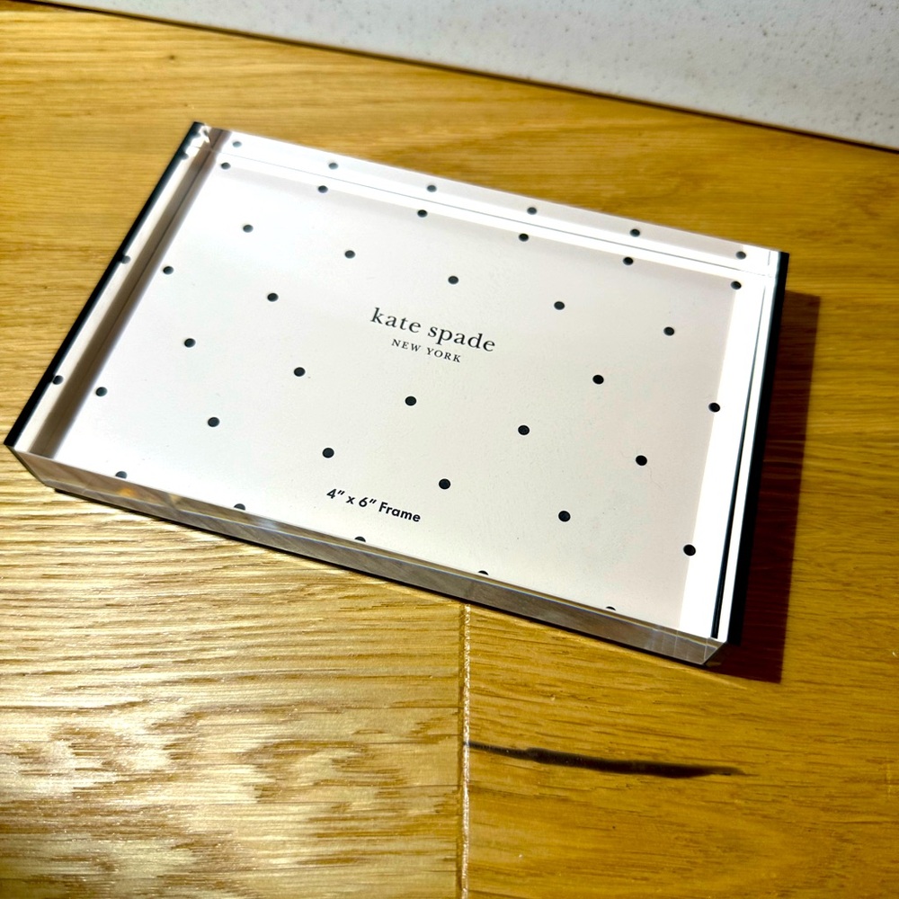♠️ Kate Spade ♠️ Black Stripe Magnetic Photo Frame